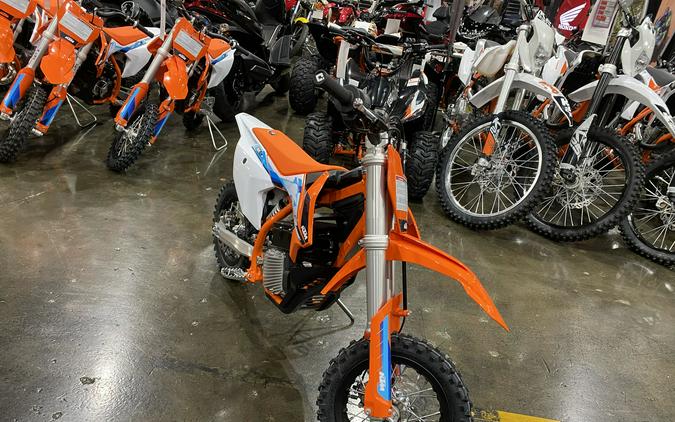 2024 KTM SX-E 3