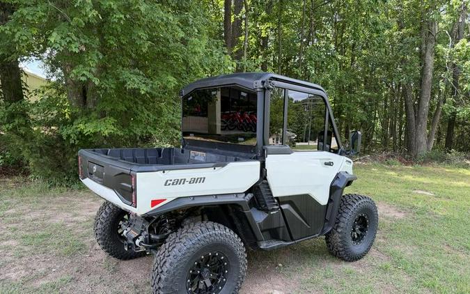 2026 Can-Am® Defender Limited HD11