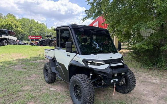 2026 Can-Am® Defender Limited HD11