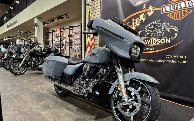 2026 Harley-Davidson® Street Glide® DRK BILIARD GRY
