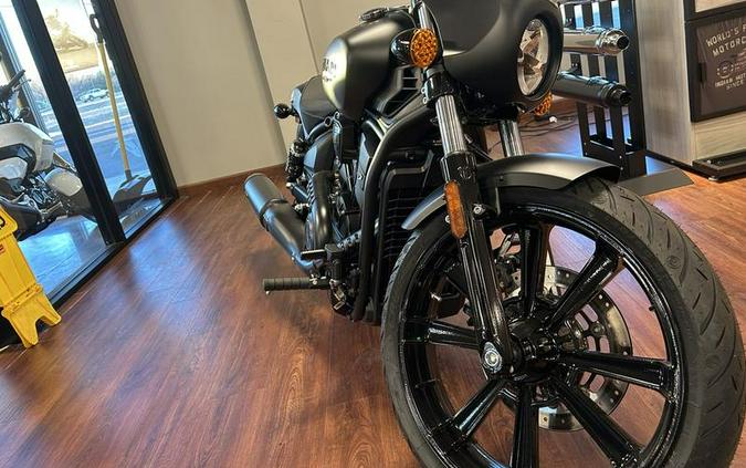 2025 Indian Motorcycle® Sport Scout® Limited +Tech Black Metallic