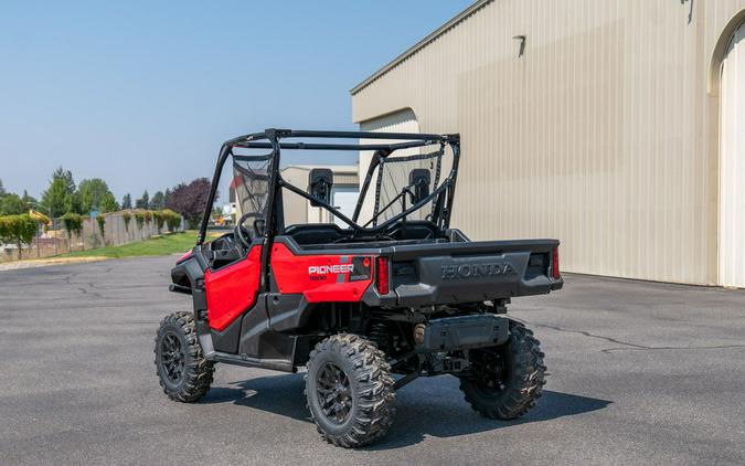 2024 Honda Pioneer 1000 Deluxe