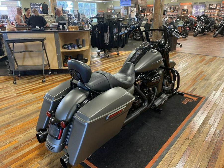 2018 Harley-Davidson FLHRXS - Road King Special