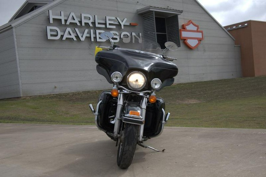 2010 Harley-Davidson® FLHTCU - Ultra Classic® Electra Glide