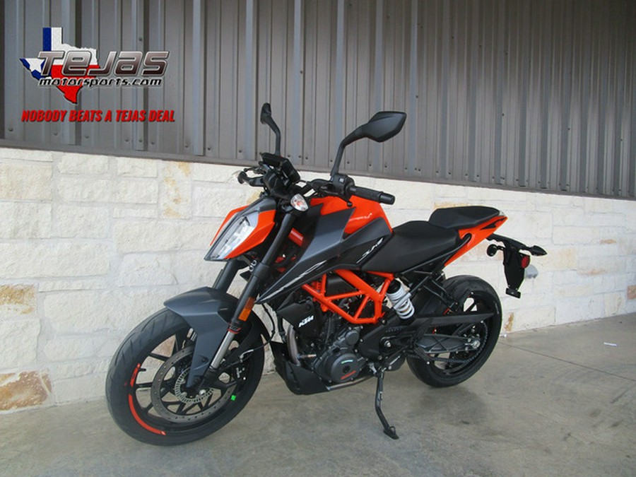 2023 KTM Duke 390