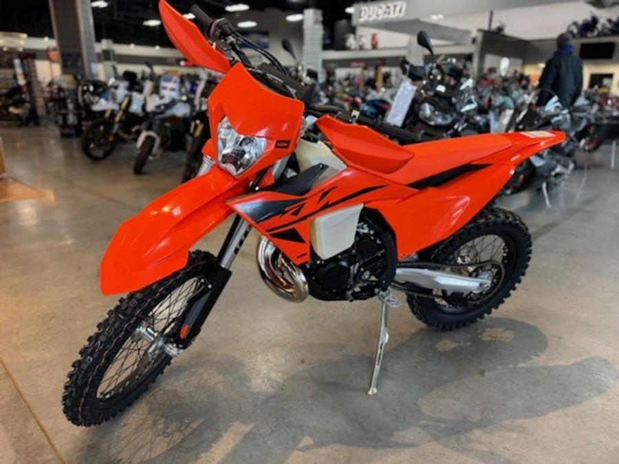 2025 KTM XC 250 W
