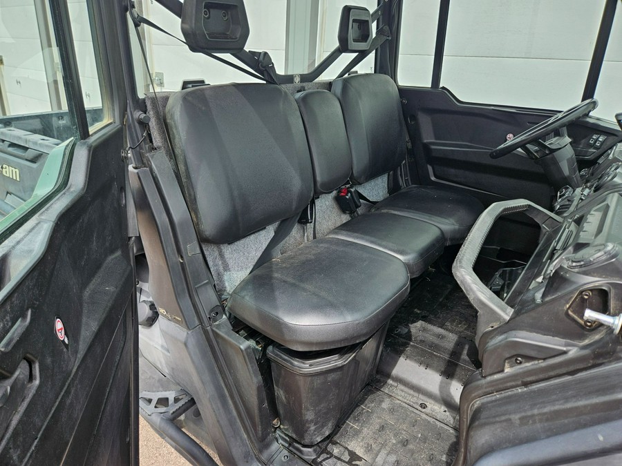 2022 Can-Am Defender DPS CAB HD9