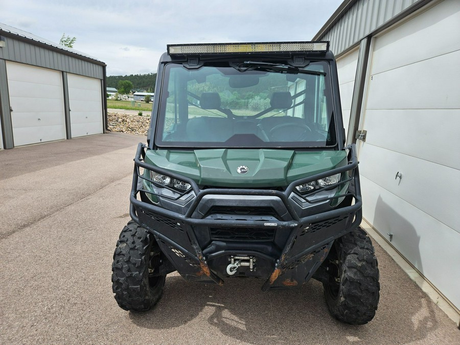 2022 Can-Am Defender DPS CAB HD9