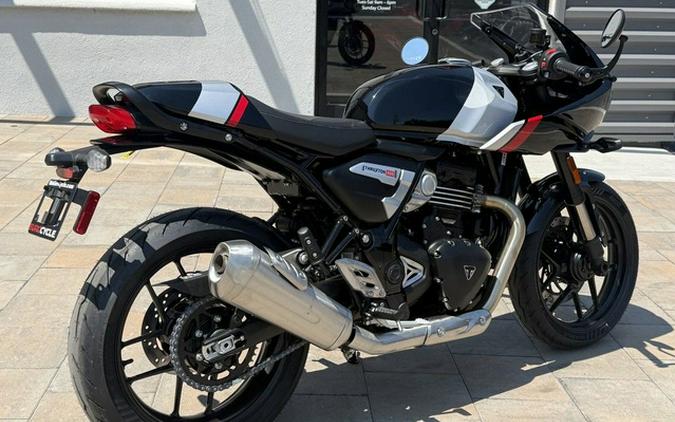 2026 Triumph Thruxton 400 Phantom Black Aluminium Silver