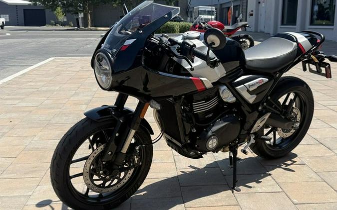 2026 Triumph Thruxton 400 Phantom Black Aluminium Silver