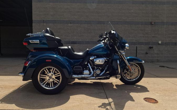2020 Harley-Davidson Tri Glide Ultra FLHTCUTG