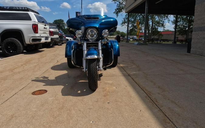 2020 Harley-Davidson Tri Glide Ultra FLHTCUTG
