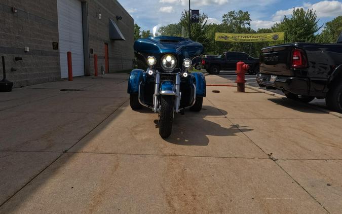 2020 Harley-Davidson Tri Glide Ultra FLHTCUTG