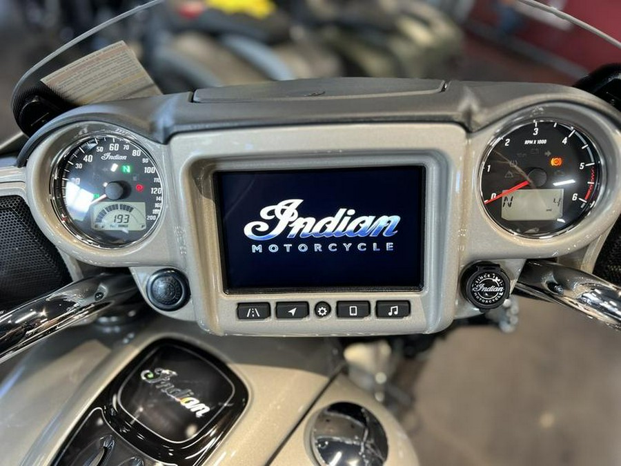 2023 Indian Motorcycle® Chieftain® Limited Silver Quartz Metallic