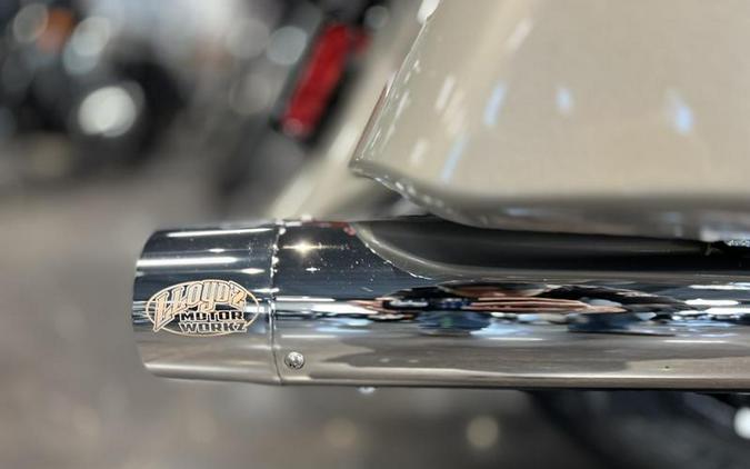 2023 Indian Motorcycle® Chieftain® Limited Silver Quartz Metallic