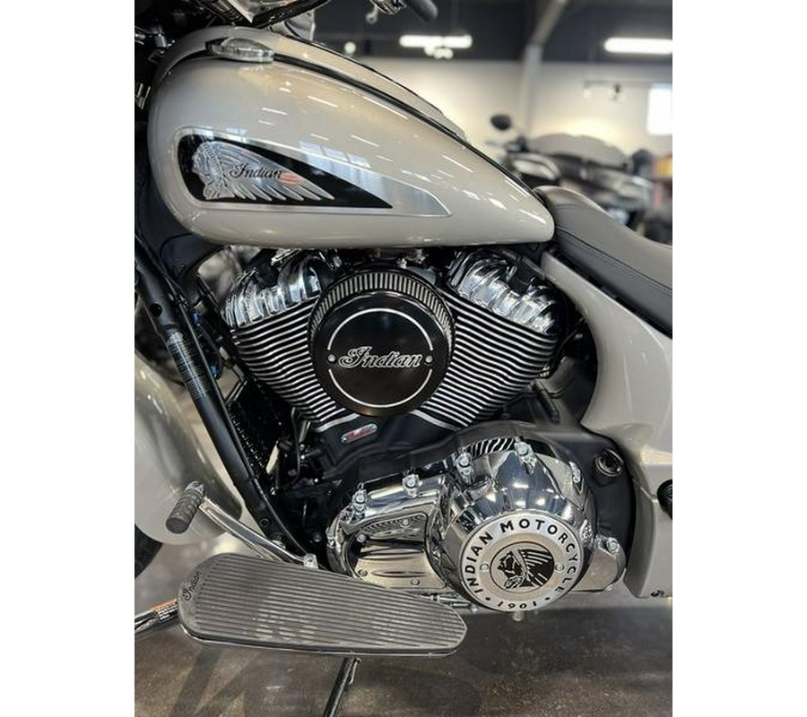 2023 Indian Motorcycle® Chieftain® Limited Silver Quartz Metallic