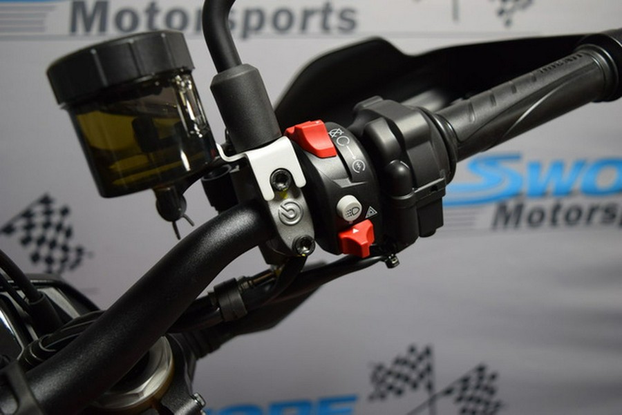 2025 Ducati Hypermotard 698 Mono RVE