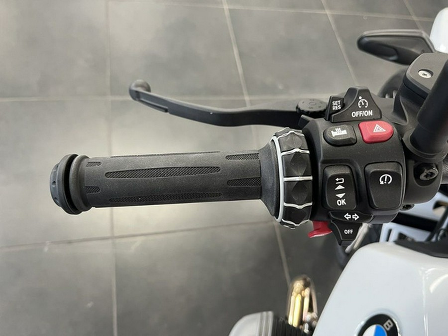 2026 BMW R 12 G/S Light White G/S