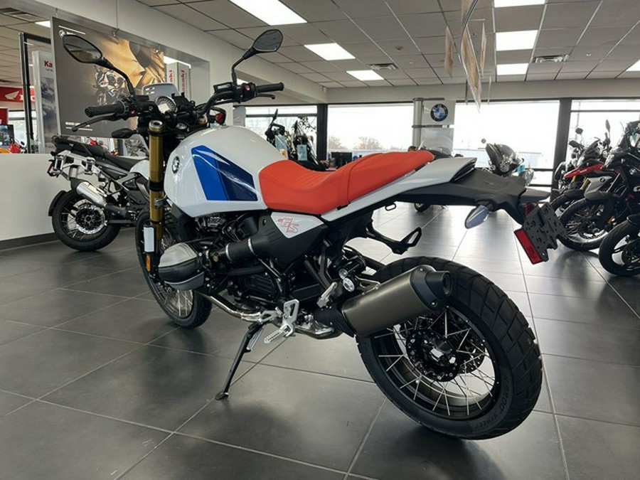 2026 BMW R 12 G/S Light White G/S