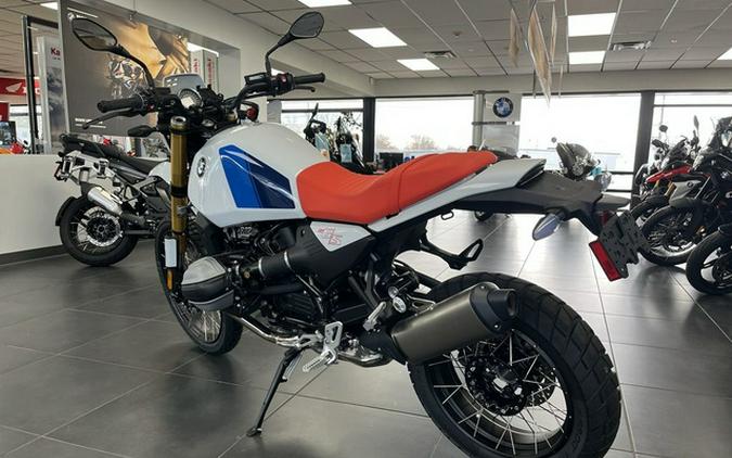 2026 BMW R 12 G/S Light White G/S