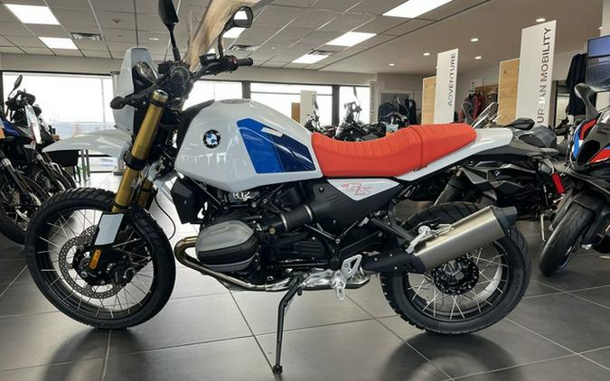 2026 BMW R 12 G/S Light White G/S