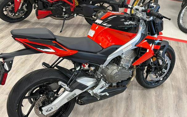 2026 Aprilia Tuono 457