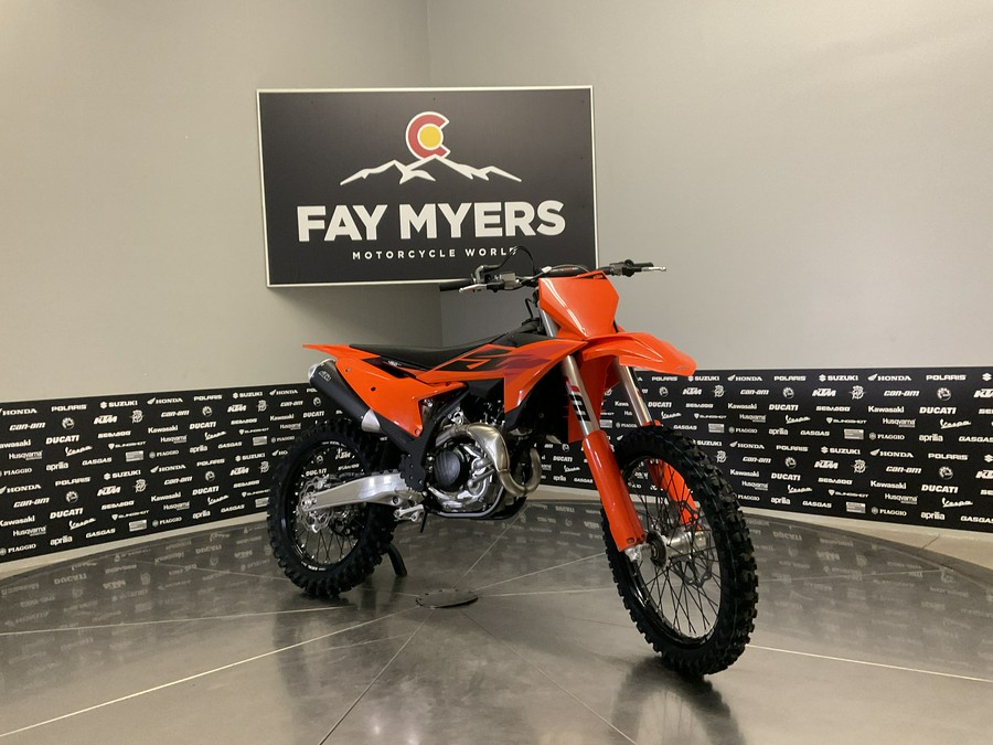 2027 KTM 450 SX-F - 42659M