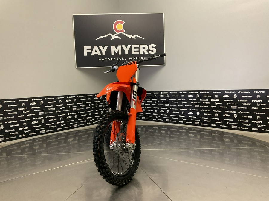 2027 KTM 450 SX-F - 42659M