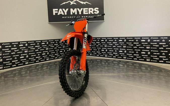 2027 KTM 450 SX-F - 42659M