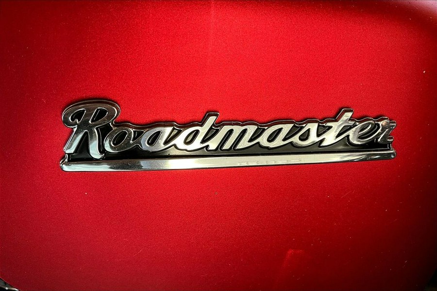 2019 Indian Motorcycle® Roadmaster® Icon Series Ruby Smoke/Thunder Black