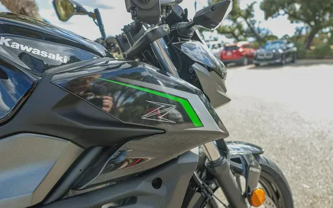 2026 KAWASAKI Z500 ABS