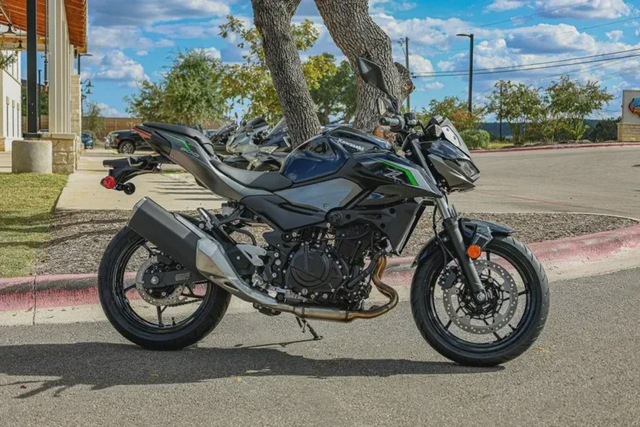 2026 KAWASAKI Z500 ABS