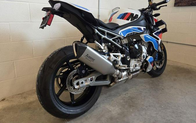 2026 BMW M 1000 R