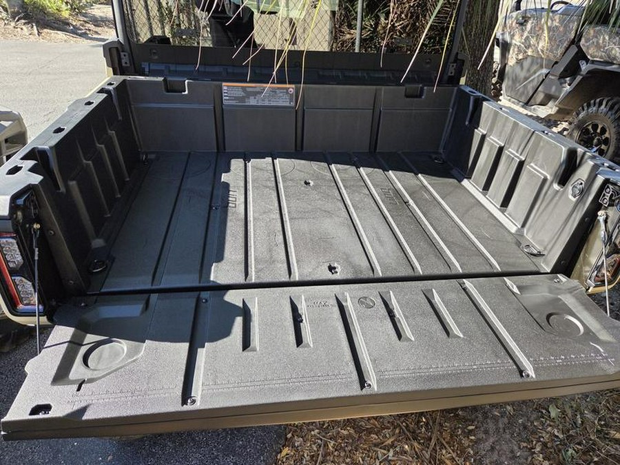 2026 Can-Am® Defender MAX Limited HD11 Desert Tan & Carbon Black