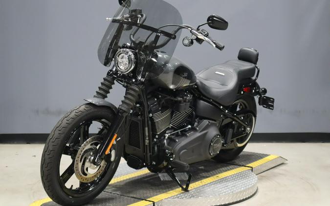 2022 Harley-Davidson Street Bob 114 Gauntlet Gray Metallic