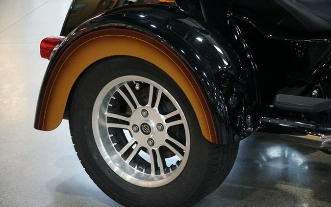 2024 Harley-Davidson Trike FLHTCUTG - Tri Glide Ultra