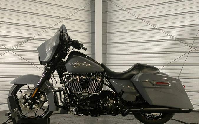 2022 Harley-Davidson® FLHXS - Street Glide® Special