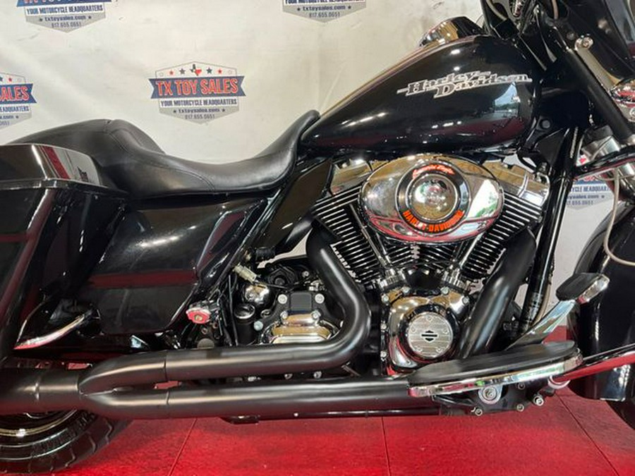 2013 Harley-Davidson Street Glide Base