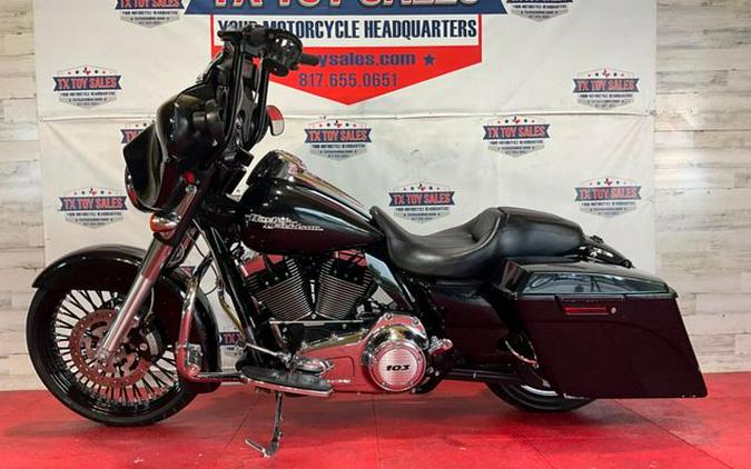 2013 Harley-Davidson Street Glide Base