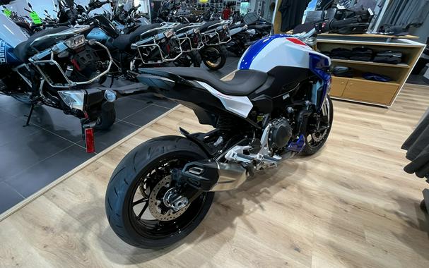 2024 BMW F 900 R