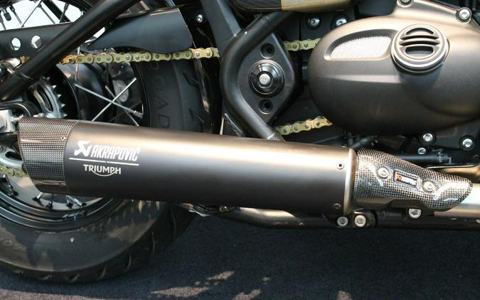 2025 Triumph Bonneville Bobber TFC Phantom Black/Marble Gold