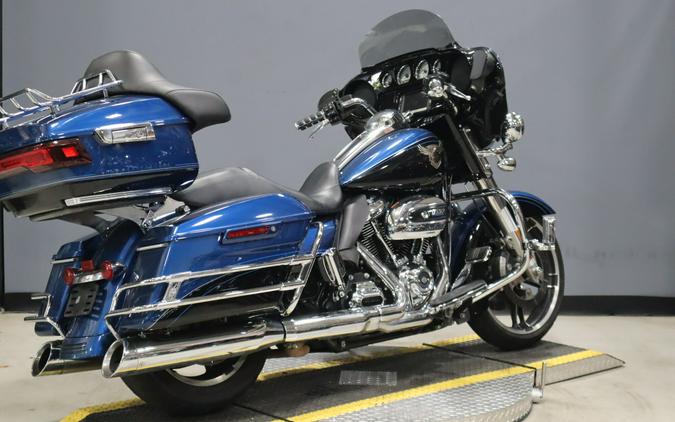 2018 Harley-Davidson 115th Anniversary Street Glide Legend Blue/Vivid Black
