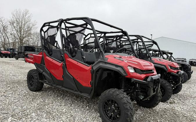 2025 Honda Pioneer 1000-6 Deluxe Crew