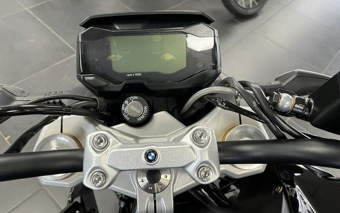 2025 BMW G 310 R Cosmic Black 2 310 R