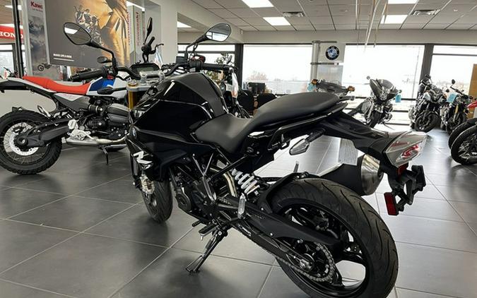 2025 BMW G 310 R Cosmic Black 2 310 R