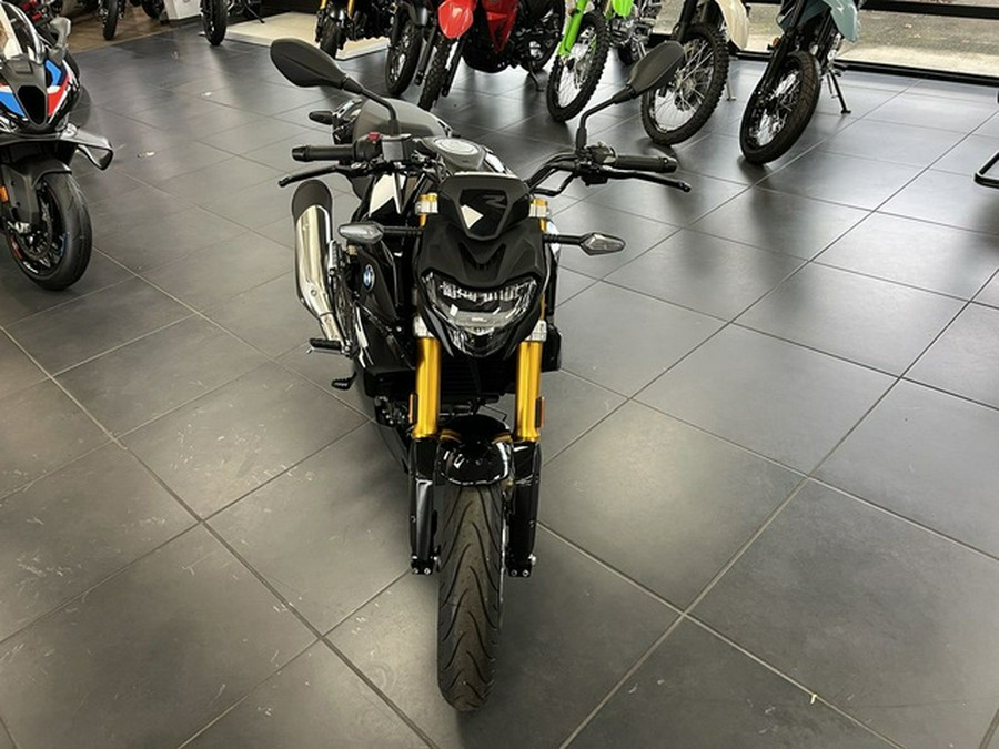 2025 BMW G 310 R Cosmic Black 2 310 R