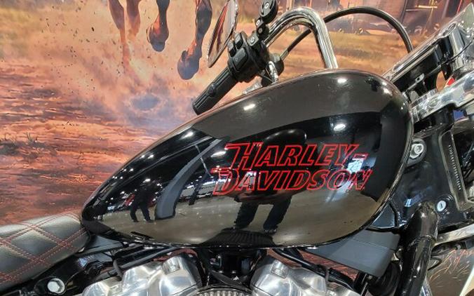 2023 Harley-Davidson® Softail® Standard Vivid Black FXST