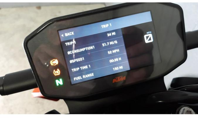 2022 890 DUKE - KTM