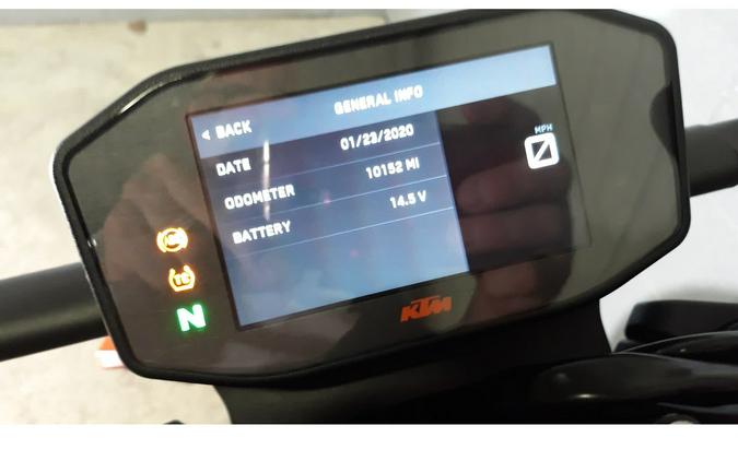 2022 890 DUKE - KTM