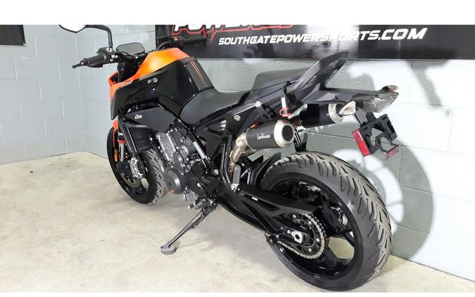 2022 890 DUKE - KTM